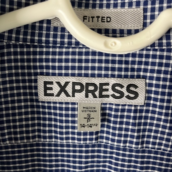 Express fitted button down shirt - Picture 2 of 4